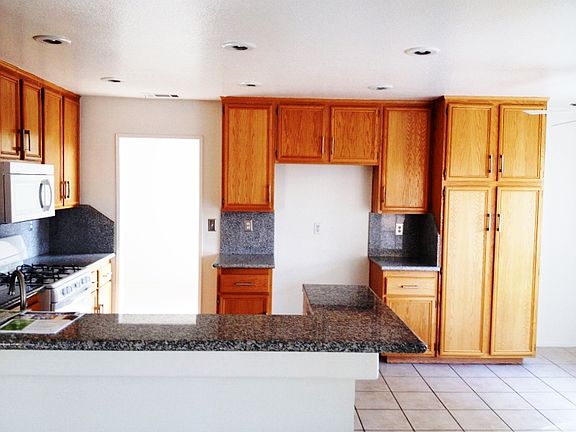 3rd image of 2695 Toumey Ln
