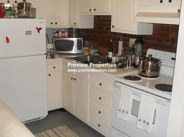 (undisclosed Address), Jamaica Plain, MA 02130