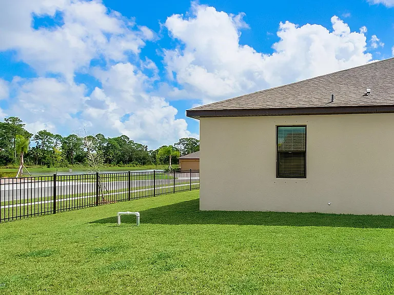 3320 Watergrass St — Photo 20