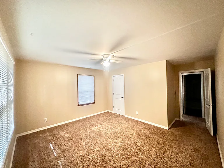1736 S Park Ave #1 — Photo 6