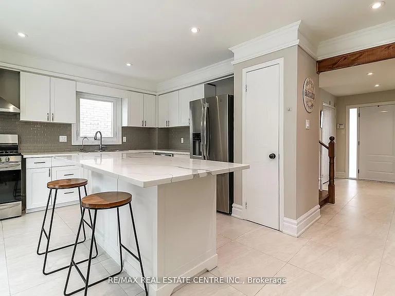 39 Cardinal St — Photo 38
