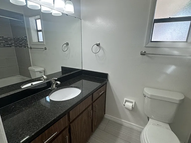 Hall Bathroom.