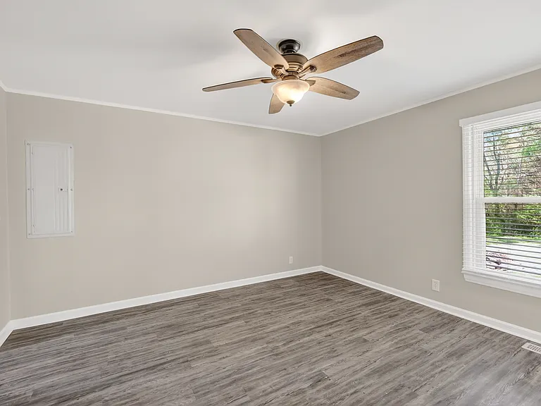 4827 Bradyville Pike — Photo 18