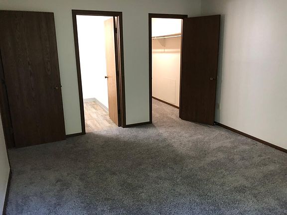 5th image of 1777 Hampton Knoll Dr