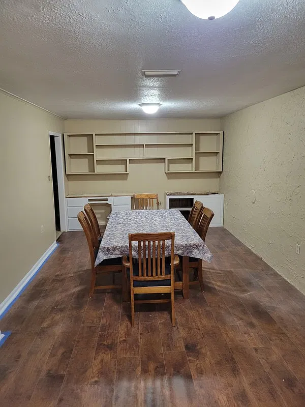 1 bed, 1.0 bath, $995 — Photo 4