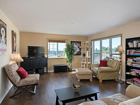 5th image of 520 Lado De Loma Dr