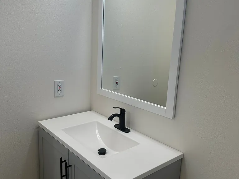 Plum Street Garden Apartments 501 Plum St Capitola, CA 95010 — Photo 10