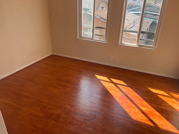 3rd image of 6124 Marbrisa Ave