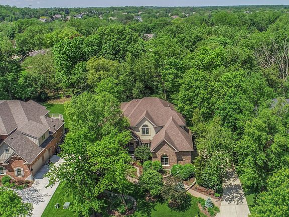 2nd image of 800 Reserve Ct