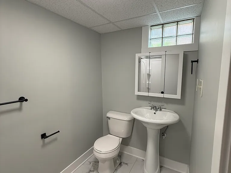 939 Veto St NW — Photo 23