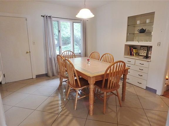 4th image of 50 Gaudet St