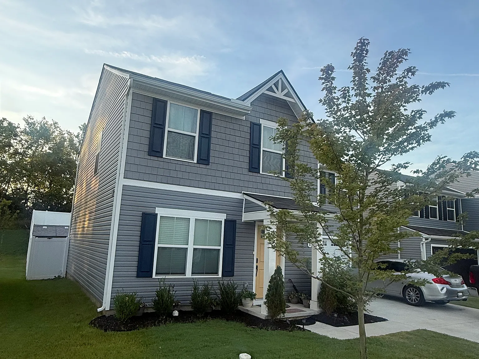 4 bed, 2.5 bath, 1680 sqft, $2,770 — Photo 2