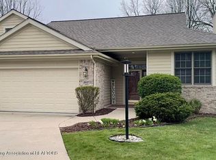 3527 Oakmont Dr #37, Lansing, MI
