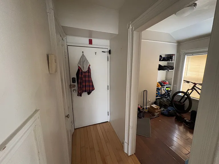 463 Cumberland Ave #6 — Photo 2