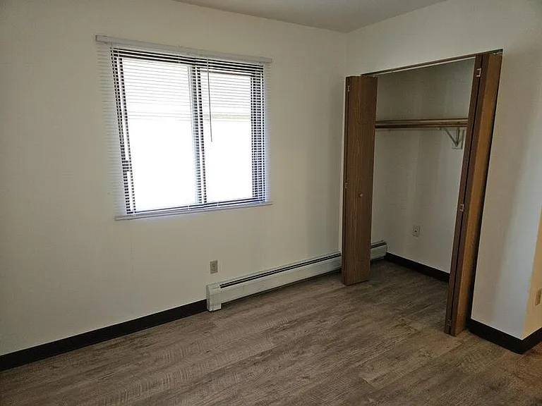 436 Sullivan St #10 — Photo 23
