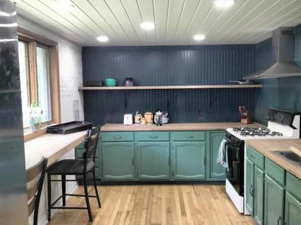 1222 9th St S, La Crosse, WI 54601