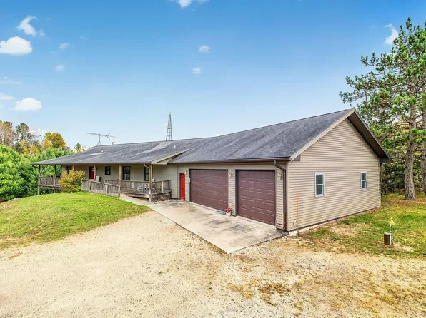 12571 Heise Rd, Suring, WI 54174