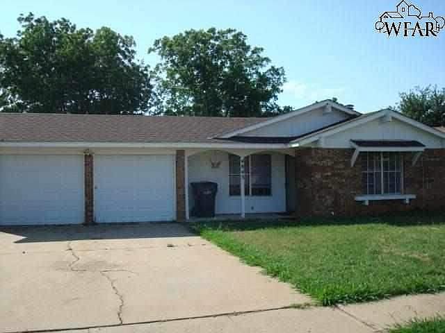 1st image of 4843 Colleen Dr