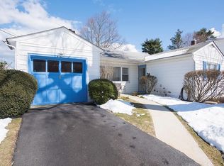 5 Alden Pl, Hartsdale, NY 10530