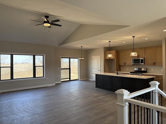 4th image of 2855 Deer Path Court