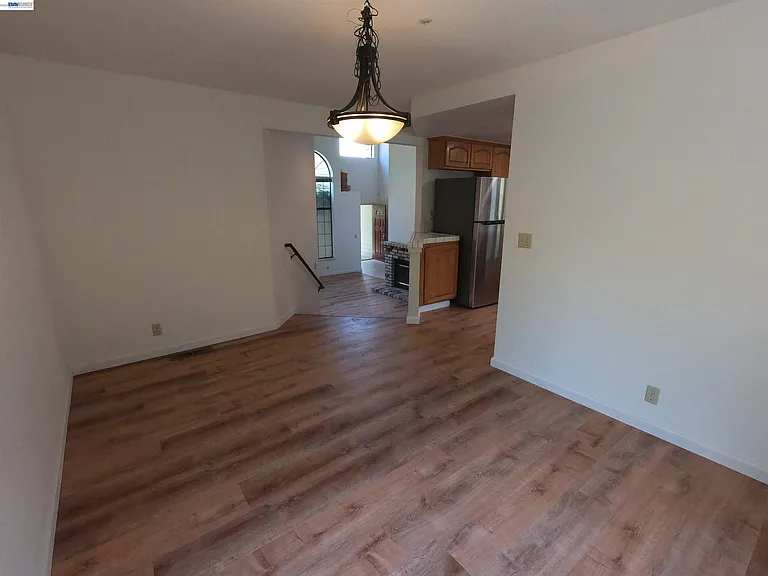 19179 Alpha Ct — Photo 18