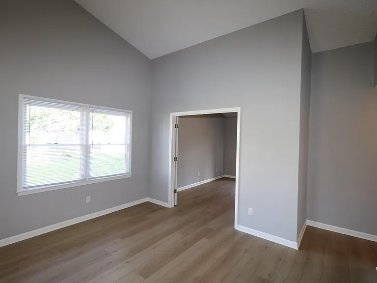 208 Mariwood Ct — Photo 5