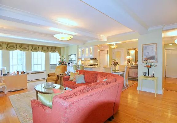 2nd image of 350 W 57th St APT 7B