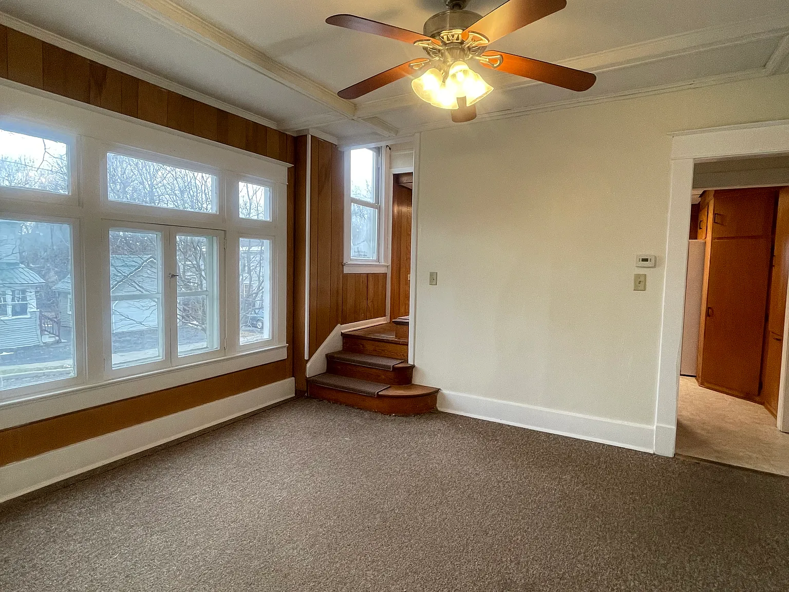 3 bed, 1400 sqft, $1,300 — Photo 2