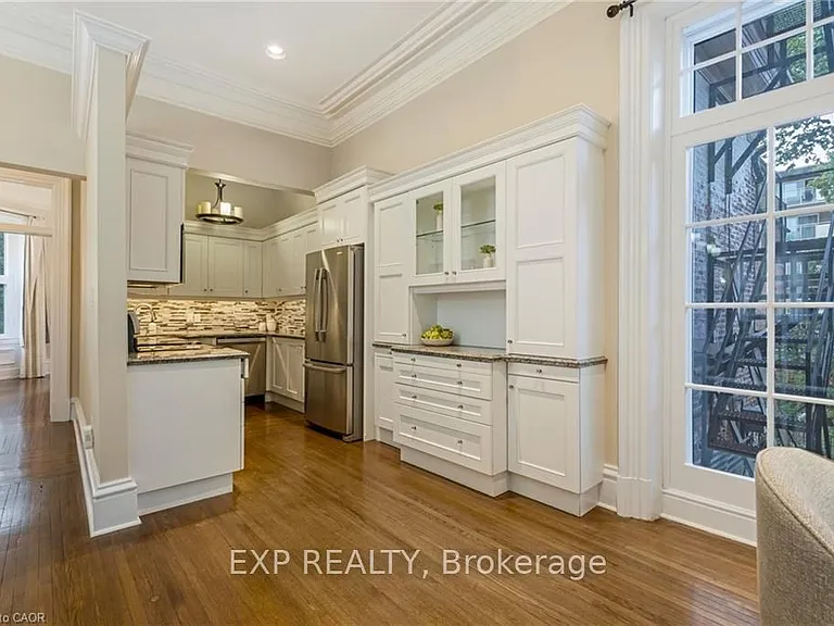 46 Herkimer St #2 — Photo 11