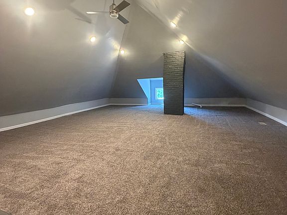 2nd image of 8631 Beaubien St #8