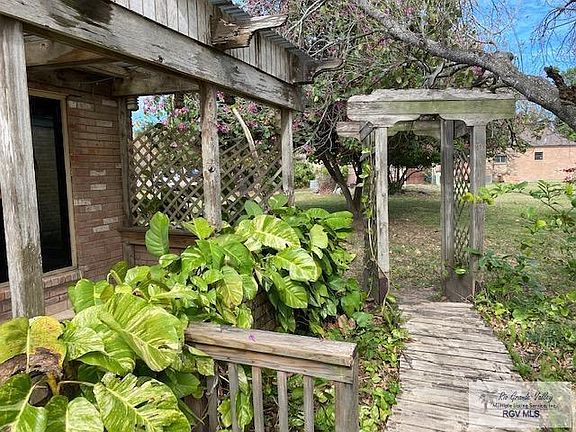 4th image of 226 El Verde Ln