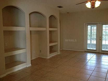 3rd image of 5609 English Oak Ct