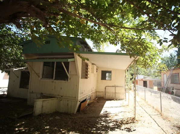 2418 Harnage St, Lake Isabella, CA 93240
