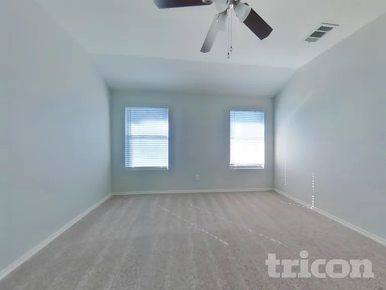 12809 Carpenter Ln — Photo 8