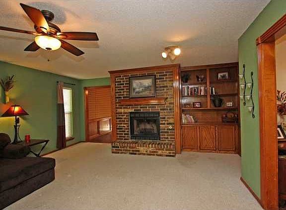 2nd image of 701 Westglen Dr
