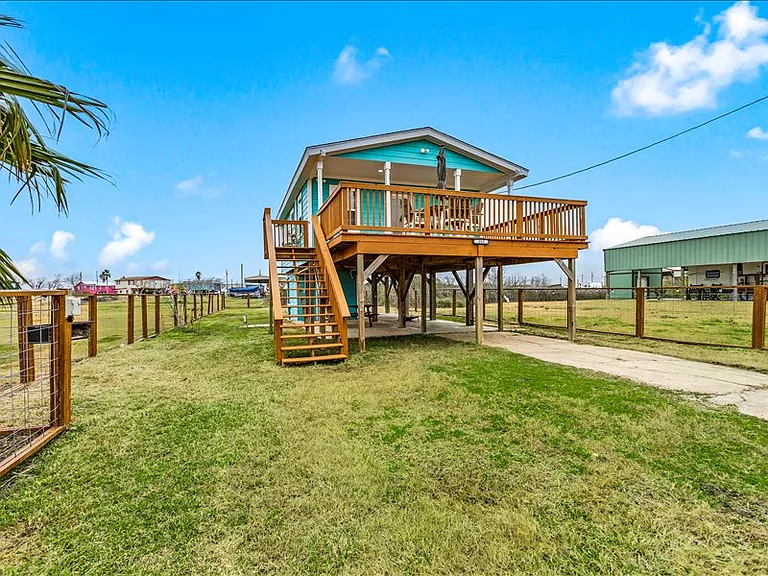 252 Flamingo St — Photo 28
