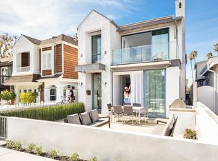 715 Heliotrope Ave, Corona Del Mar, CA 92625