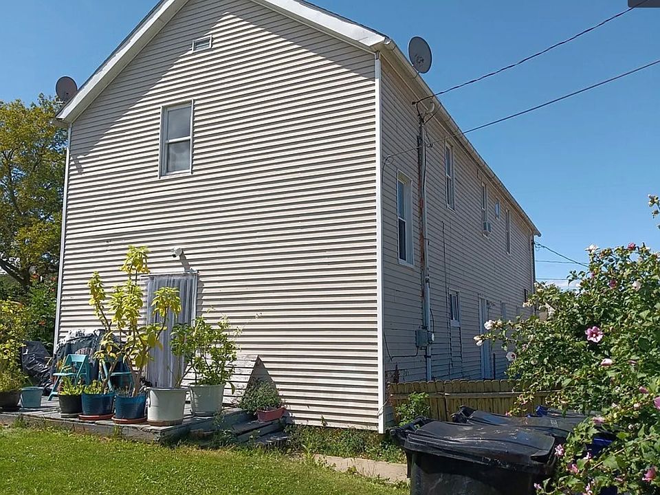 1st image of 3579 W 47th St #Up