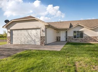206 Appaloosa Ct, Braham, MN 55006