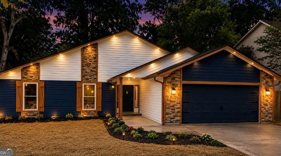 1st image of 8521 Cedar Creek Rdg