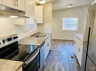 3325 14th St #A, Lewiston, ID 83501