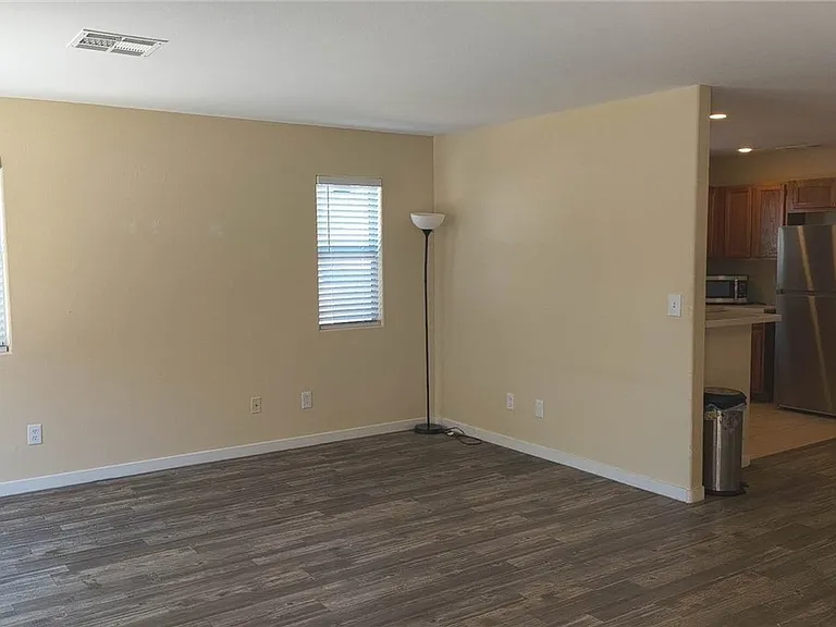 5323 Hanging Tree Ln — Photo 6