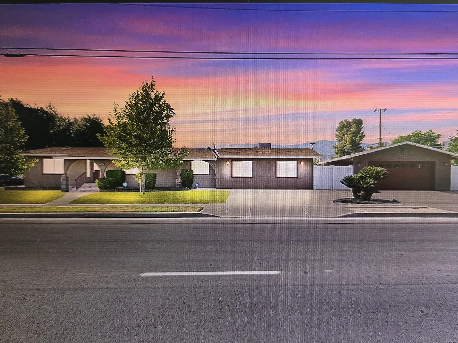 3 bed, 1800 sqft, $3,700 — Photo 2