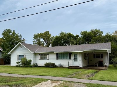 210-212 N Main Ave, Lincoln, AR, 72744