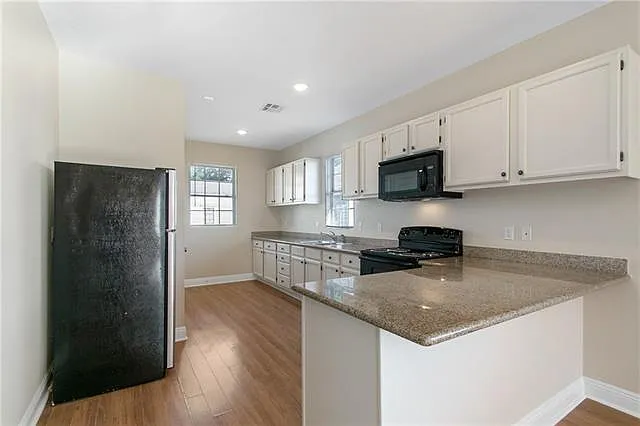 407 N Tonti St — Photo 3