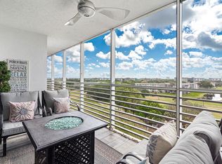 3520 Oaks Way APT 910, Pompano Beach, FL 33069