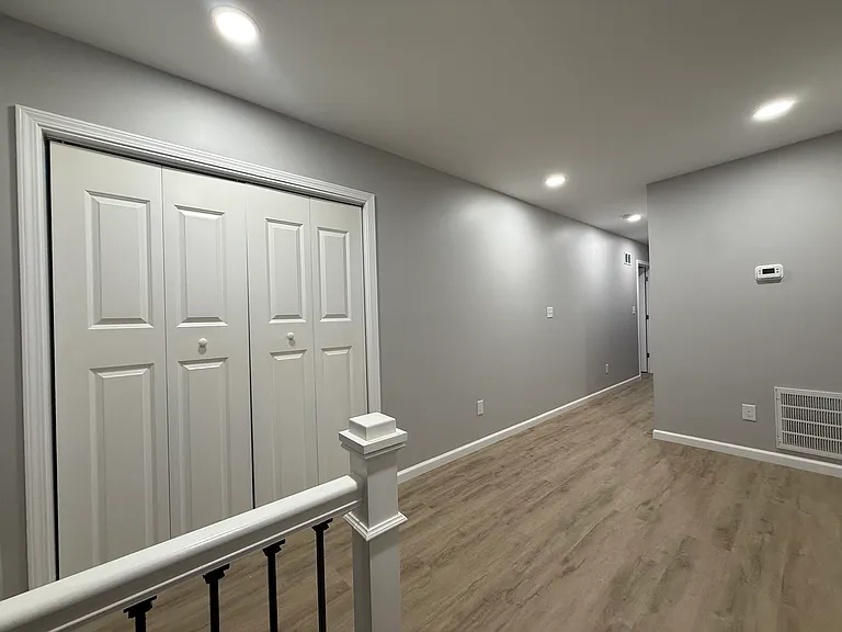 296-298 Williamsburg Ln #1 — Photo 9