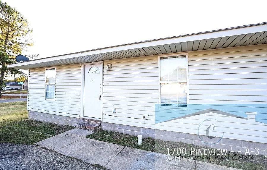 1700 Pineview St #A-3