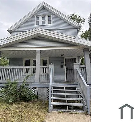 3 bed, $1,300 — Photo 1