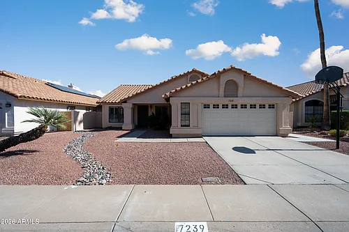 7239 W Morrow Dr Photo 1